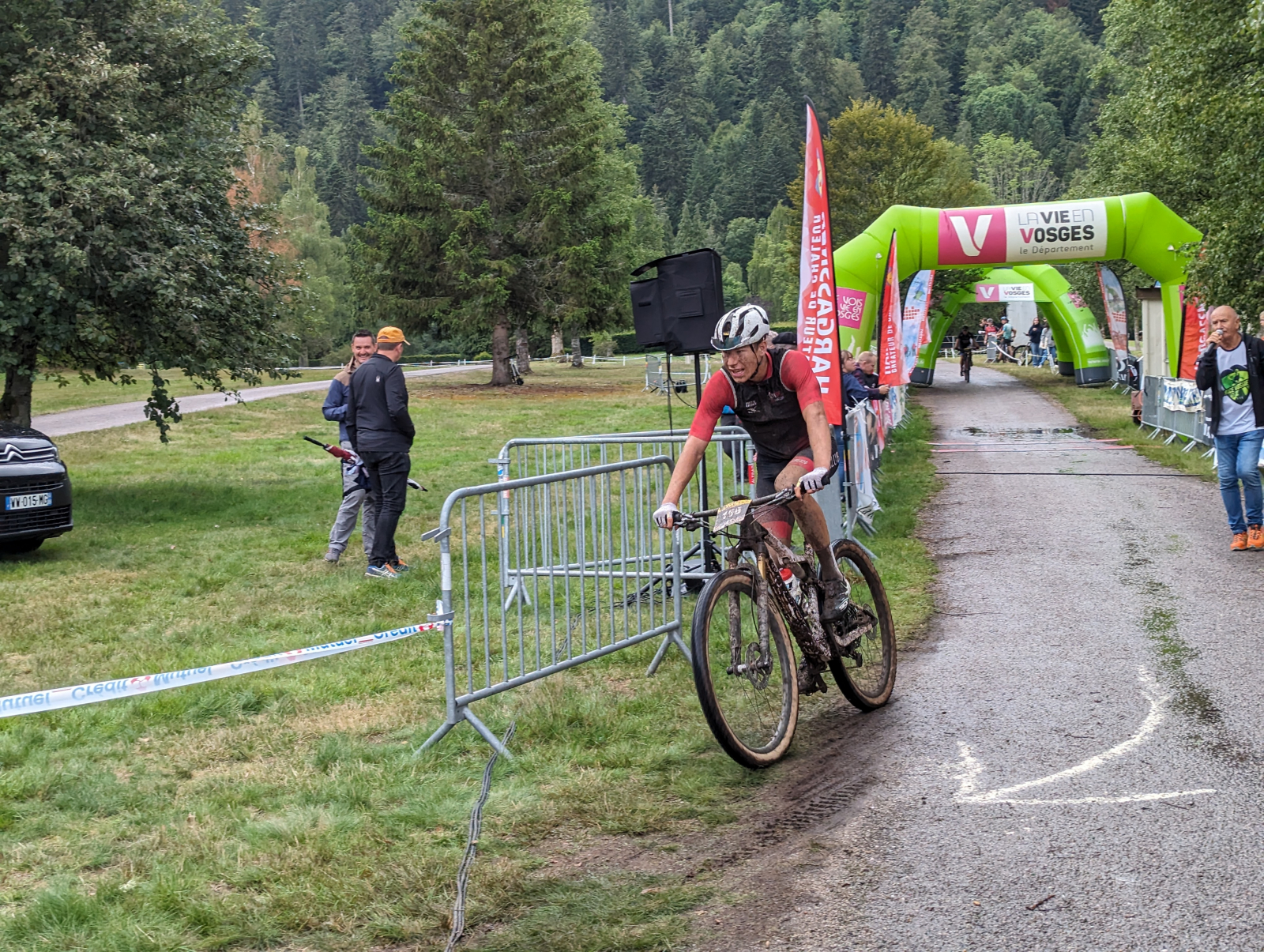 Tom Perrin Trace Vosgienne VTT : Tom Perrin met le paquet sur la dernière descente ...