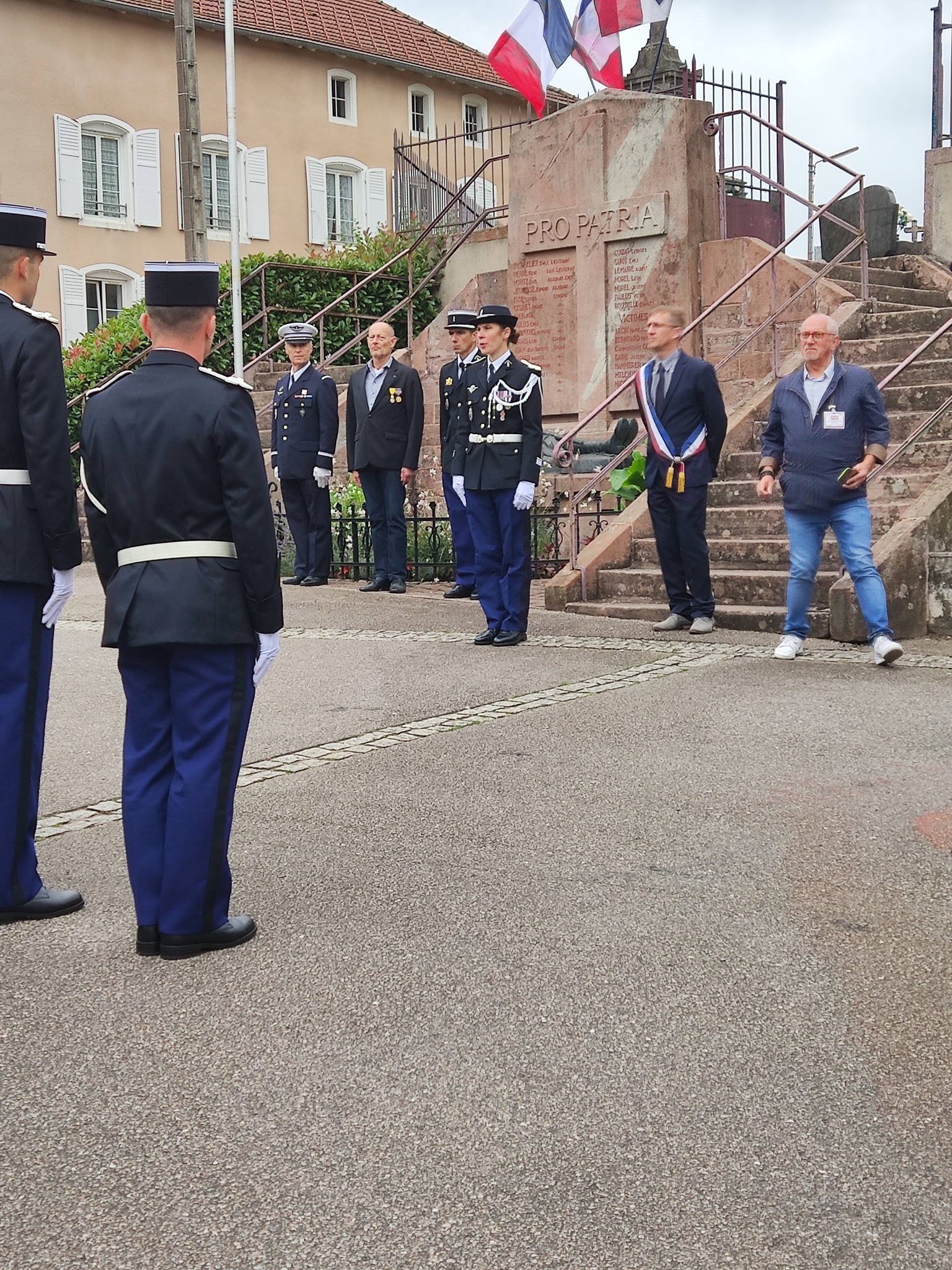 Provenchères-et-Colroy-Hommage_Gendarme_Joseph_Eyer (8)