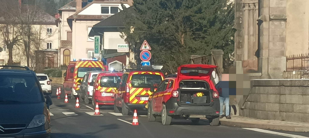 Le 11 décembre dernier, c'est devant l'église de Cornimont que s'est produit le drame/ Photo d'achives