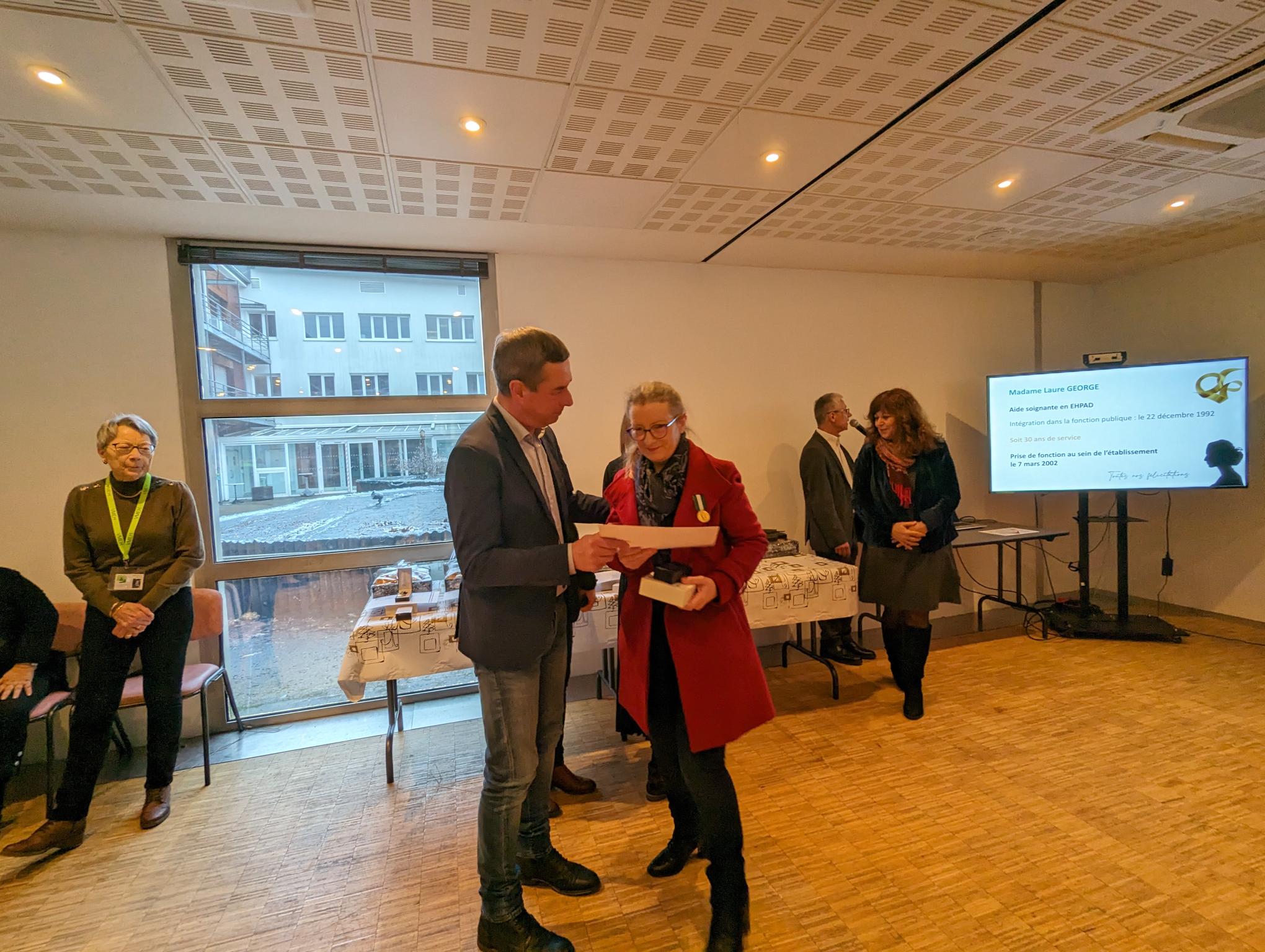 remise medailles centre hospitalier gérardmer (1)