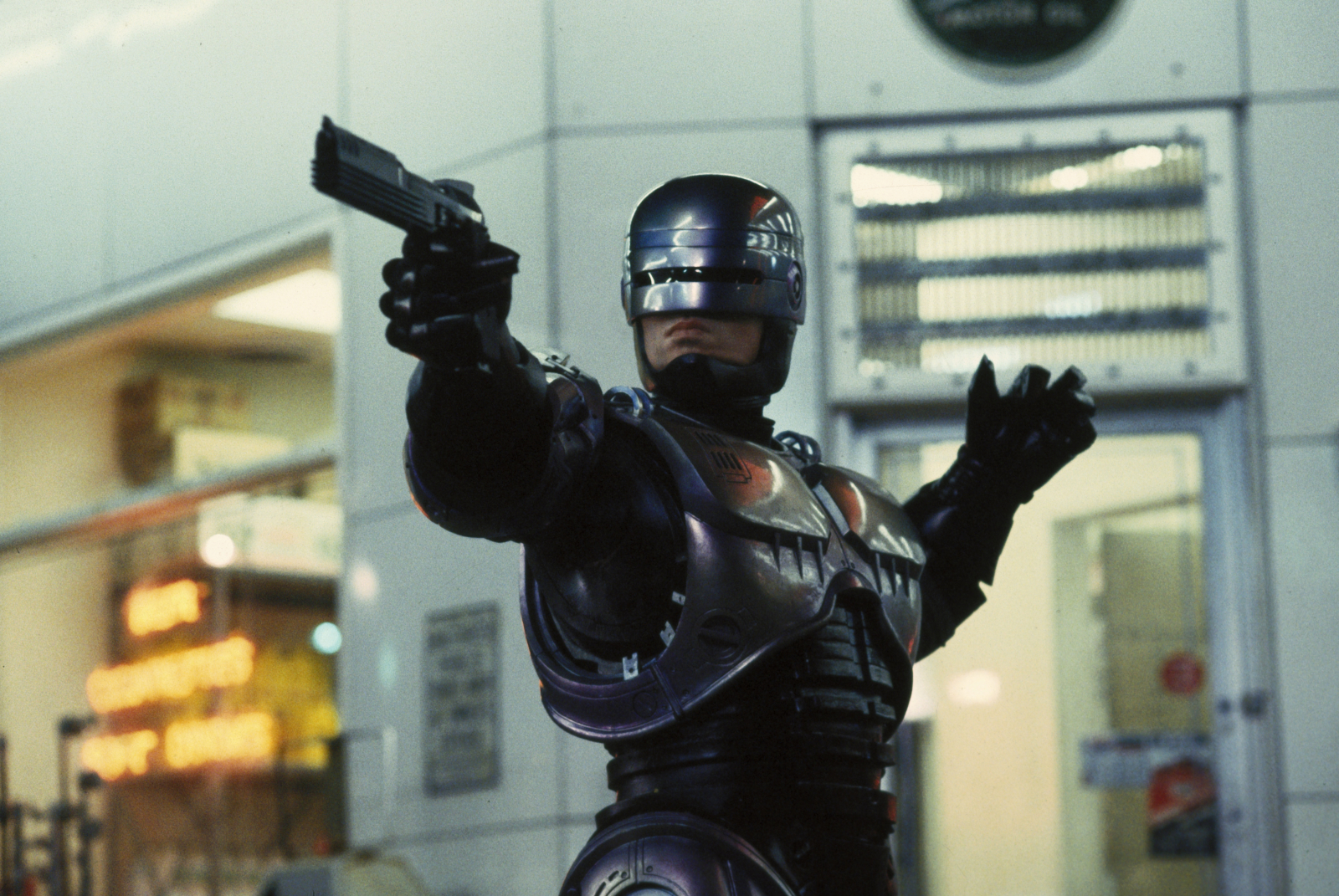 ROBOCOP © 1987 Orion Pictures Corporation 